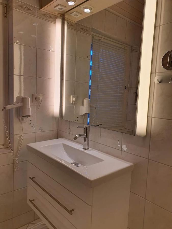 Simone'S Ferienwohnung Am Ploener See Bosau Exterior foto